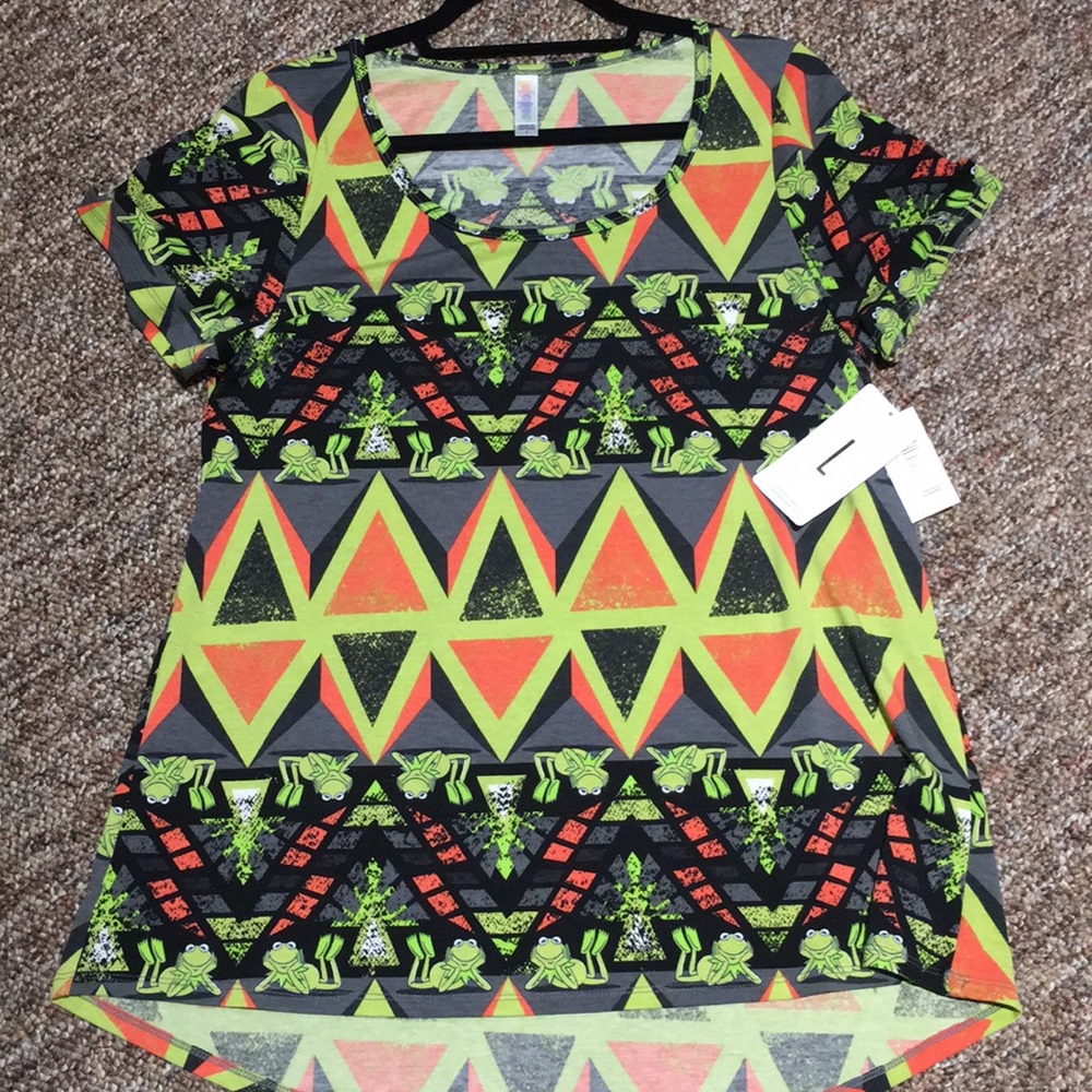 LuLaRoe Classic T (Disney)